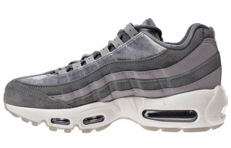 Buy (W) Nike Air Max 95 LX 'Gunsmoke' Wanita AA1103-003