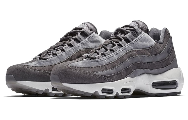 Lookbook (W) Nike Air Max 95 LX 'Gunsmoke' Wanita AA1103-003