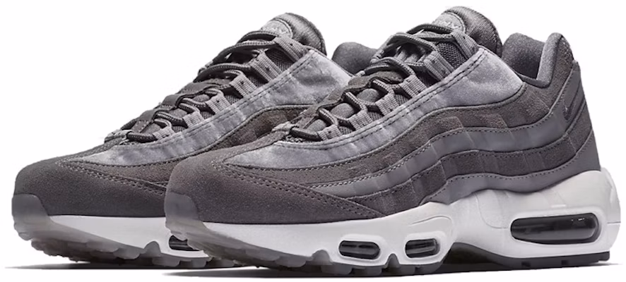 (W) Nike Air Max 95 LX 'Gunsmoke' Wanita AA1103-003 Lookbook (W) Nike Air Max 95 LX 'Gunsmoke' Wanita AA1103-003