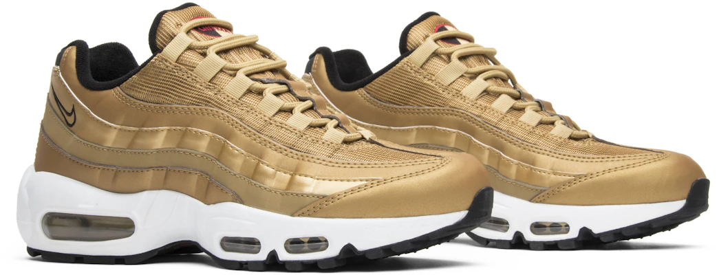 Kasut Wanita Nike Air Max 95 Emas Metalik 814914-700 Cheap Kasut Wanita Nike Air Max 95 Emas Metalik 814914-700