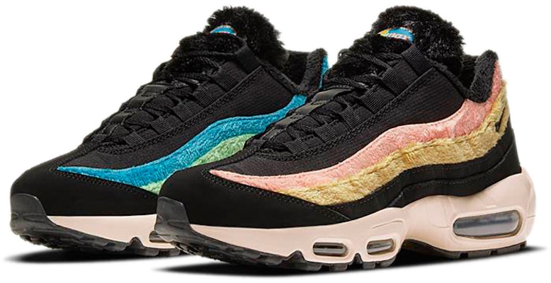 (W) 耐克Air Max 95高端版‘黑色毛绒’ DB9577-001 Lookbook (W) 耐克Air Max 95高端版‘黑色毛绒’ DB9577-001