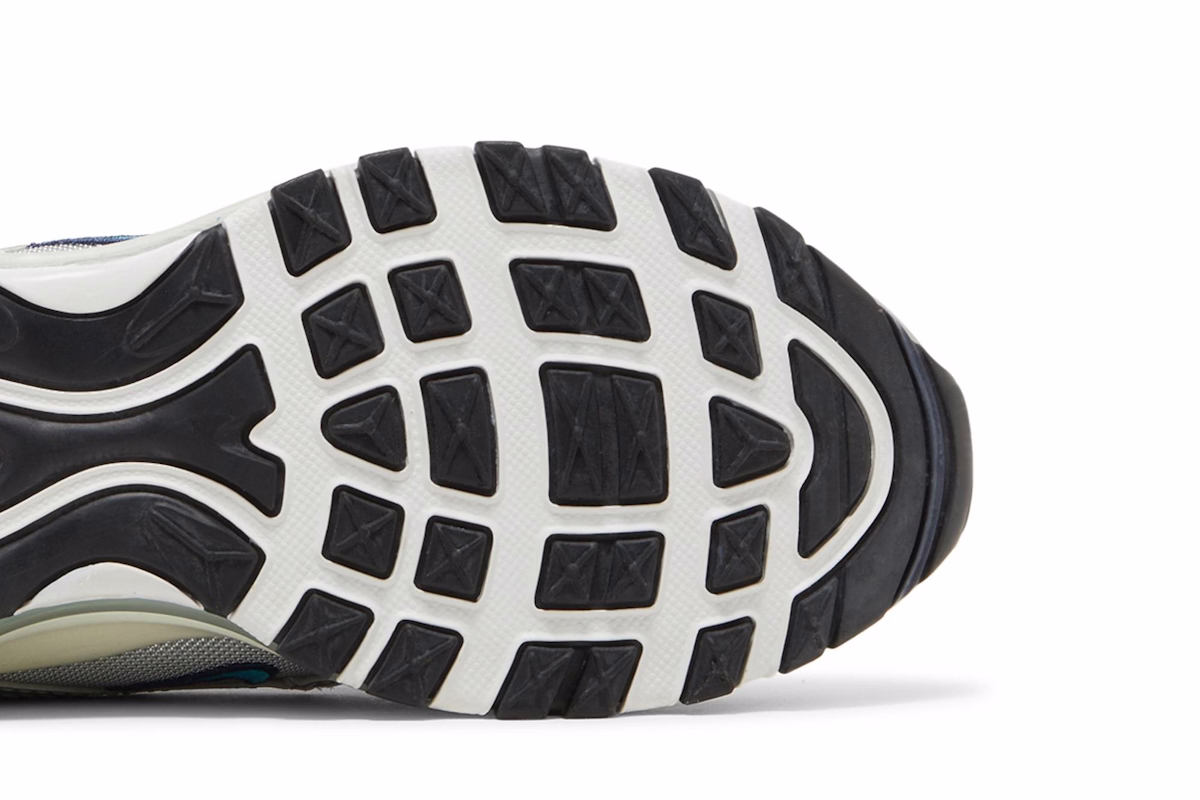 (Women) Nike Air Max 97 "Metallic Silver"