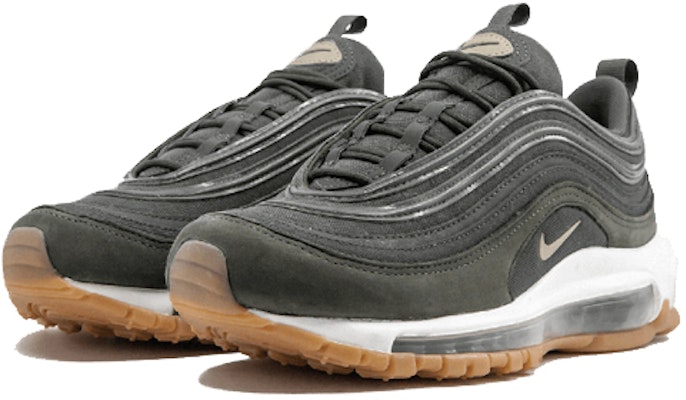 (W) ナイキ エア マックス 97 UT "ニュートラルオリーブ" AJ2248-300 Lookbook (W) ナイキ エア マックス 97 UT "ニュートラルオリーブ" AJ2248-300