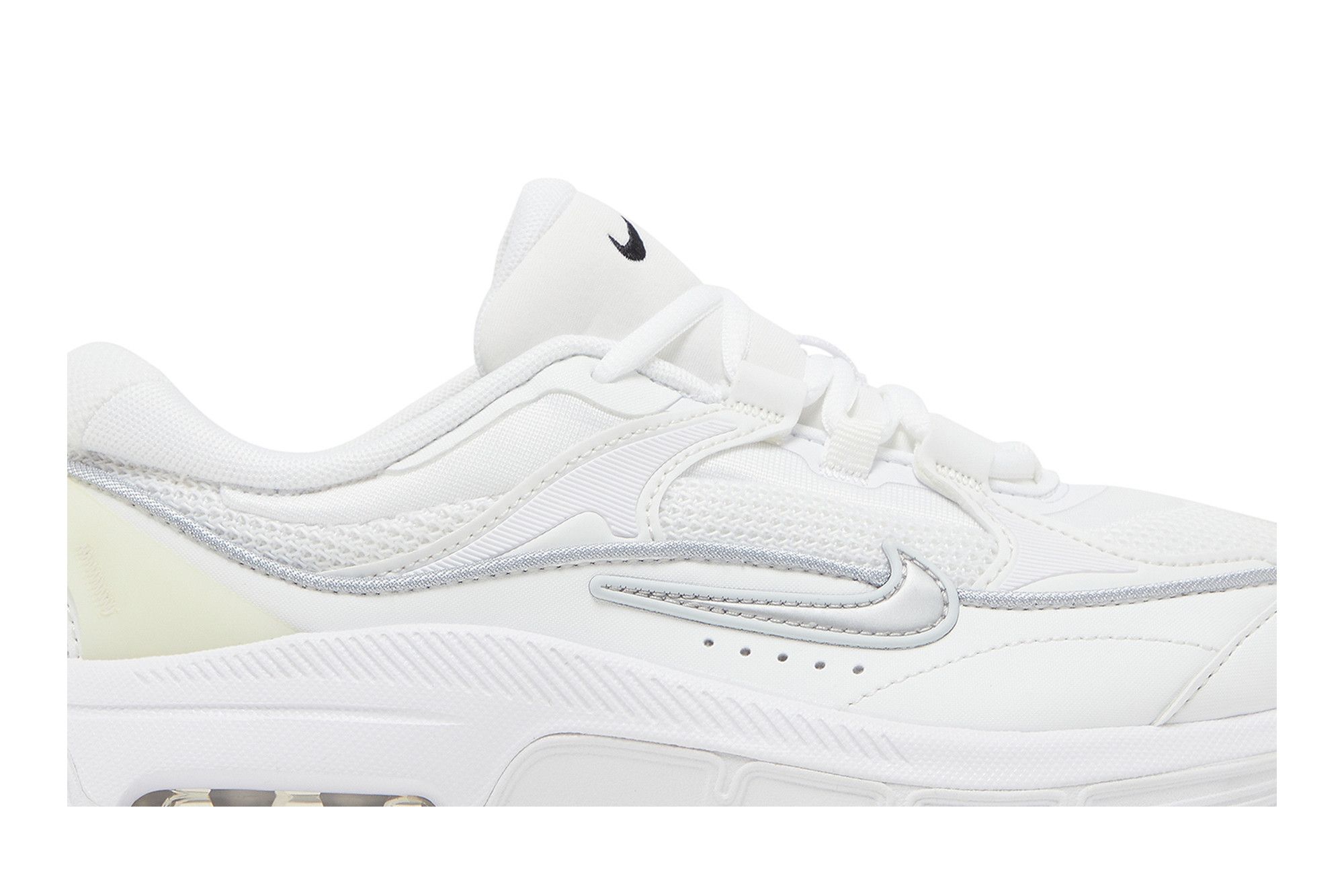 Lookbook (W) Nike Air Max Bliss 'Blanco Summit' DH5128-101