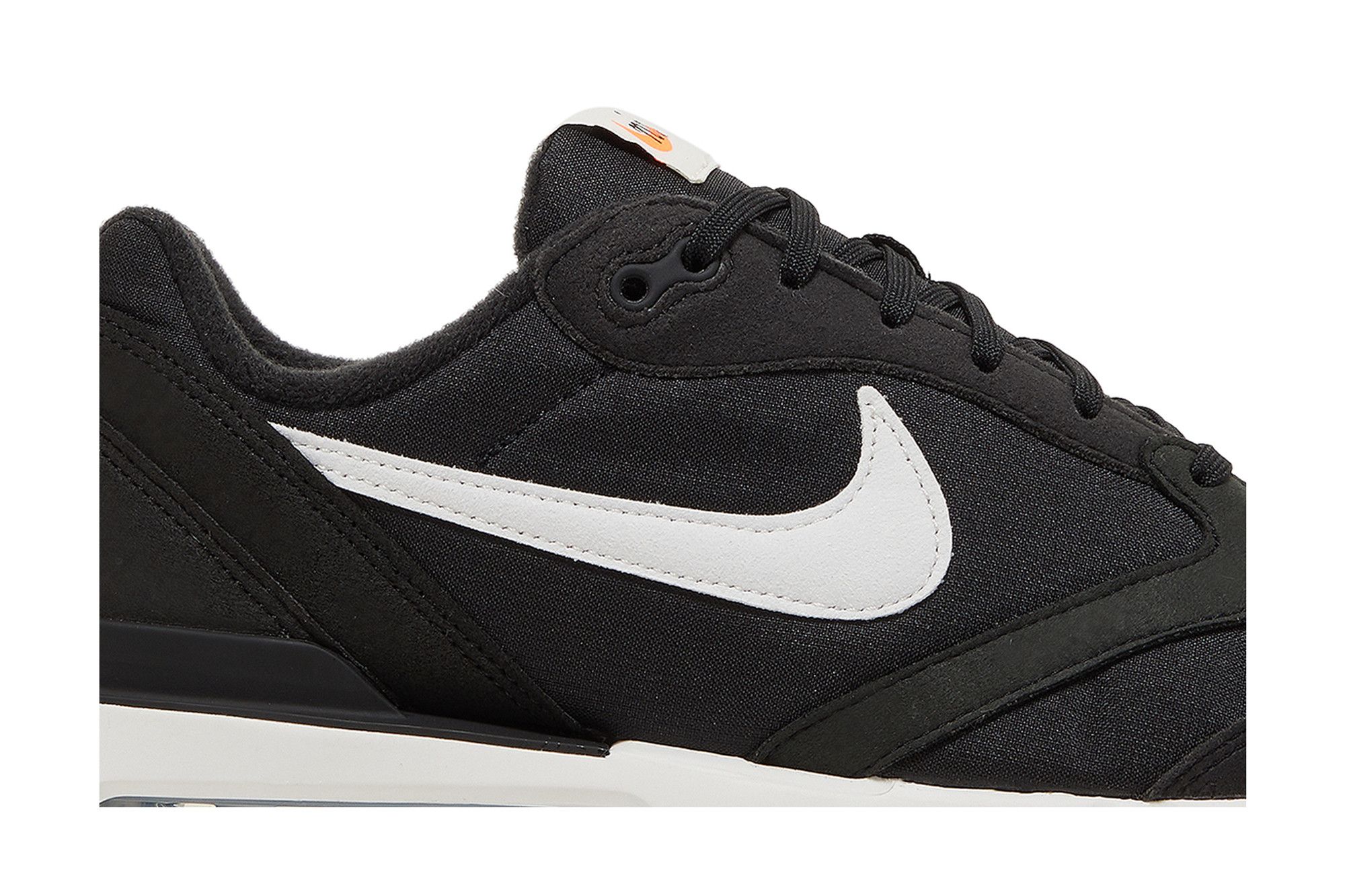 Shop (W) 나이키 에어 맥스 던 블랙 서밋 화이트 (Nike Air Max Dawn Black Summit White) DC4068-001