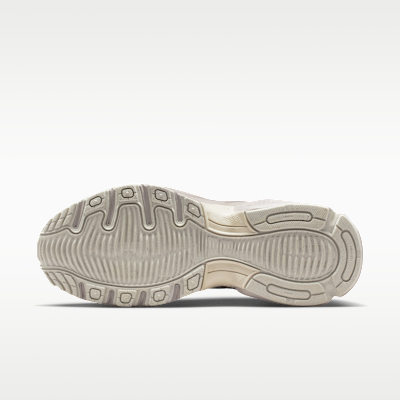 Lookbook (W) Nike Air Max Fuoco Lunare Marrone Legno/Particella/Punta di Matita IR0818-200