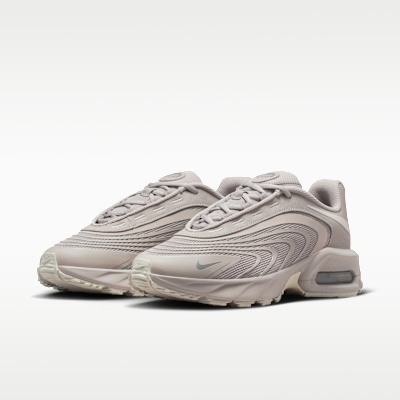 Details for (W) Nike Air Max Fuoco Lunare Marrone Legno/Particella/Punta di Matita IR0818-200