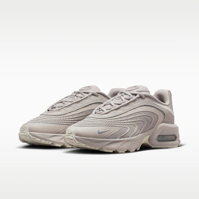 (W) Nike Air Max Fuoco Lunare Marrone Legno/Particella/Punta di Matita IR0818-200 Details for (W) Nike Air Max Fuoco Lunare Marrone Legno/Particella/Punta di Matita IR0818-200