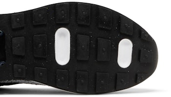 (W) Nike Air Max Flyknit Racer 'Oreo' Sneakers Pria Original DM9073-001 Purchase (W) Nike Air Max Flyknit Racer 'Oreo' Sneakers Pria Original DM9073-001