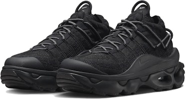 (W) Nike Air Max Flyknit Venture Hitam Perak Metalik FD2110-005 Lookbook (W) Nike Air Max Flyknit Venture Hitam Perak Metalik FD2110-005