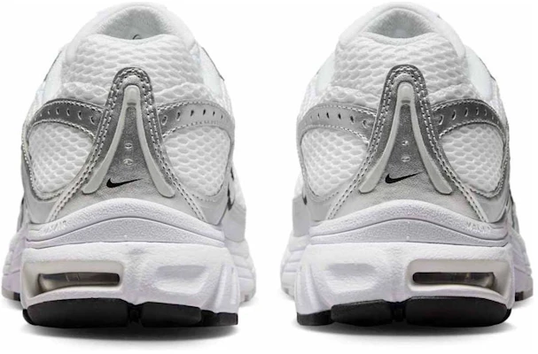 (W) 耐克 Air Max Moto 2K ''白金屬銀'' HQ2056-103 Lookbook (W) 耐克 Air Max Moto 2K ''白金屬銀'' HQ2056-103