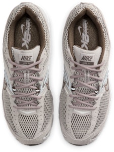 (W) Nike Air Max Moto 2K 大學灰/淺灰/鐵石色/大學灰 IQ4924-002 Shop (W) Nike Air Max Moto 2K 大學灰/淺灰/鐵石色/大學灰 IQ4924-002