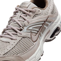 (W) Nike Air Max Moto 2K 大學灰/淺灰/鐵石色/大學灰 IQ4924-002 Sizing (W) Nike Air Max Moto 2K 大學灰/淺灰/鐵石色/大學灰 IQ4924-002