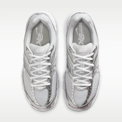 (W) Nike Air Max Moto 2K Grijs Mist/Metallic Zilver/Wit HQ2056-011 Shop (W) Nike Air Max Moto 2K Grijs Mist/Metallic Zilver/Wit HQ2056-011