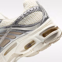 Cheap (W) Nike Air Max Moto 2K Ivoire Pâle/Argent Métallique/Marron Clair/Sail HQ2056-108