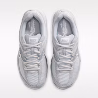 Shop (W) Nike Air Max Moto 2K SE 白金/白色/狼灰 IO4862-002