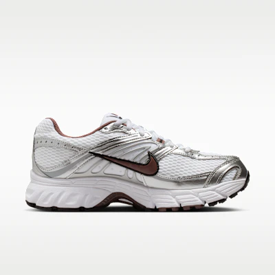 (W) Nike Air Max Moto 2K Putih/Perak Metalik/Hitam/Tatu HQ2056-109 Lookbook (W) Nike Air Max Moto 2K Putih/Perak Metalik/Hitam/Tatu HQ2056-109