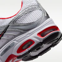 Cheap (W) Nike Air Max Moto 2K Blanc/Argent Métallisé/Noir/Rouge Université HQ2056-112