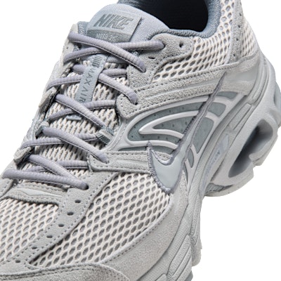 Nike Air Max Moto 2K Wolf Gray/Best Gray/Cool Gray/Wolf Gray IQ4924-001 Sizing Nike Air Max Moto 2K Wolf Gray/Best Gray/Cool Gray/Wolf Gray IQ4924-001