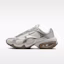 Buy (W) Nike Air Max Muse Plateado Metálico/Beige Sail/Marrón Visón IR1967-095