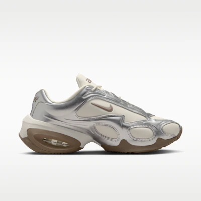(W) Nike Air Max Muse Plateado Metálico/Beige Sail/Marrón Visón IR1967-095 Lookbook (W) Nike Air Max Muse Plateado Metálico/Beige Sail/Marrón Visón IR1967-095