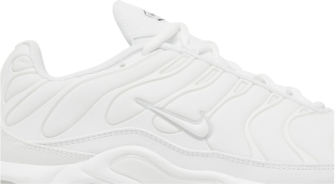 (W) Nike Air Max Plus ''Blanc Total'' 605112-110/DM2362-100 Lookbook (W) Nike Air Max Plus ''Blanc Total'' 605112-110/DM2362-100