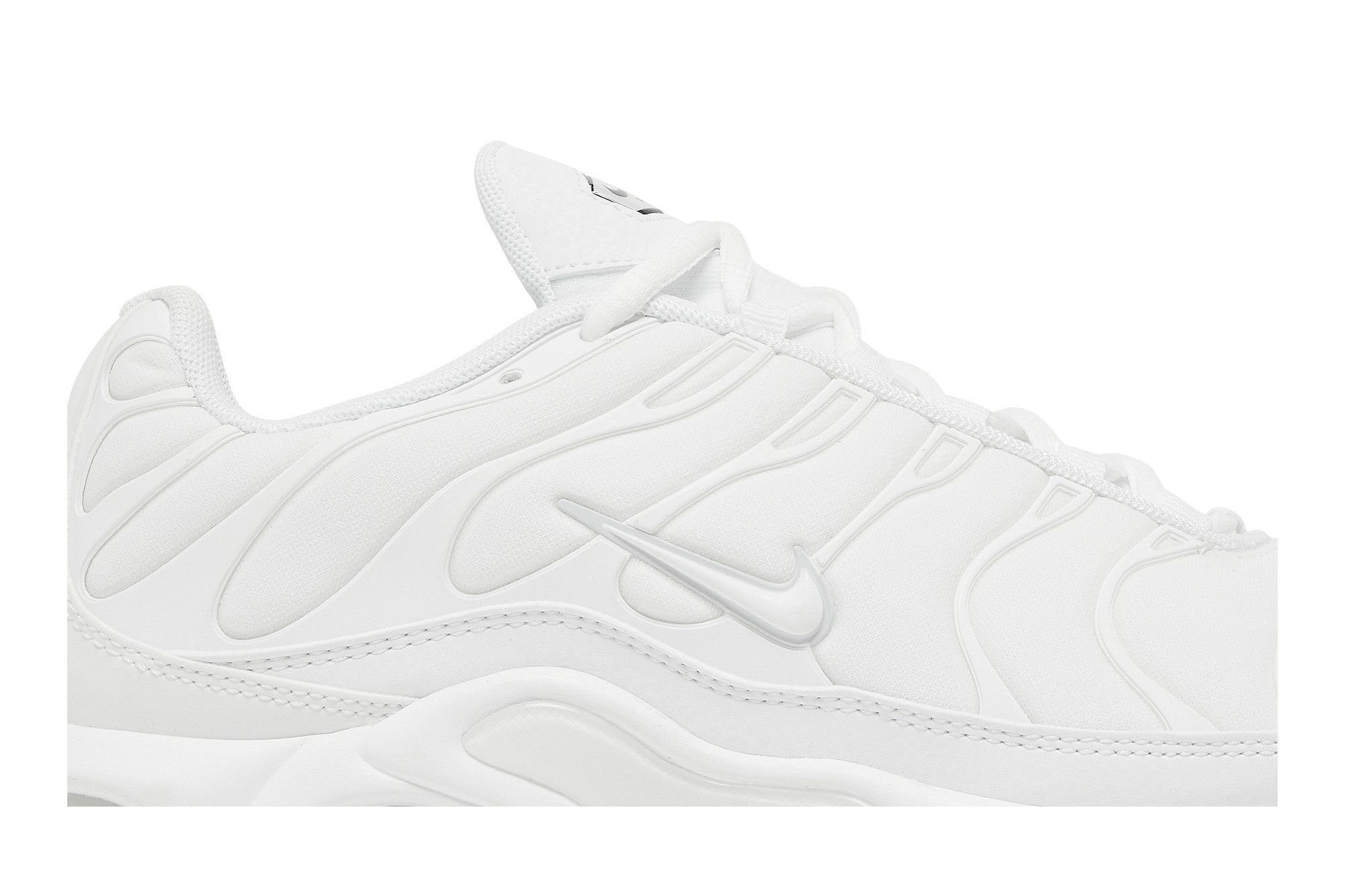 Lookbook (W) Nike Air Max Plus ''Totalmente Bianche'' 605112-110/DM2362-100