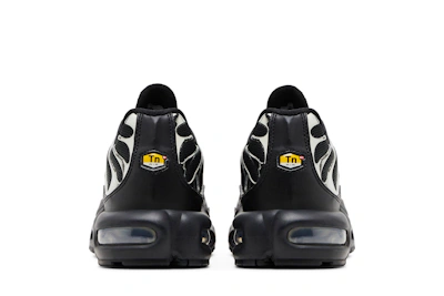 (Women) Nike Air Max Plus 'Black Chrome Silver'