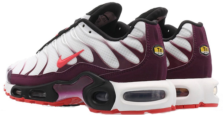 (W) Nike Air Max Plus 'Bordeaux Ember' Lelaki Perempuan Kasut Sukan CD7061-101 Lookbook (W) Nike Air Max Plus 'Bordeaux Ember' Lelaki Perempuan Kasut Sukan CD7061-101