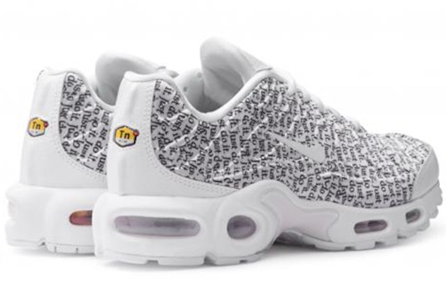 (W) Nike Air Max Plus 'Just Do It' Pria/Wanita 862201-103 Lookbook (W) Nike Air Max Plus 'Just Do It' Pria/Wanita 862201-103