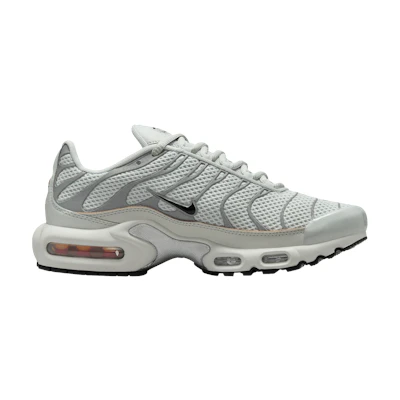 (W) Nike Air Max Plus 'Light Silver'