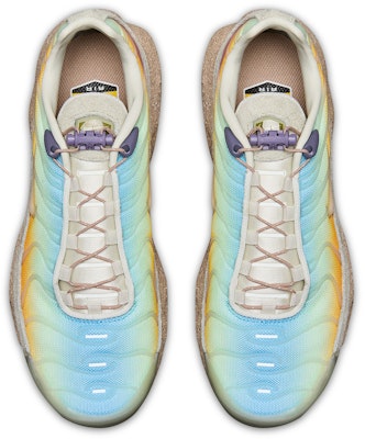 (W) 나이키 에어맥스 플러스 '해변 노을' (Nike Air Max Plus 'Haebyeon Noeul') HF5726-912 Lookbook (W) 나이키 에어맥스 플러스 '해변 노을' (Nike Air Max Plus 'Haebyeon Noeul') HF5726-912