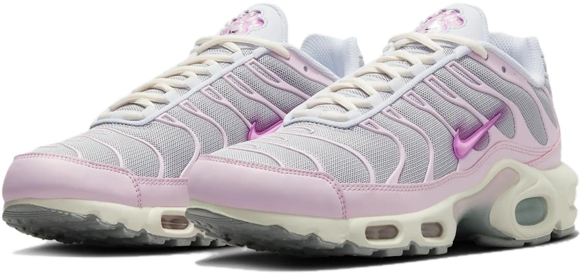 (Women) Nike Air Max Plus 'Paw Print' HM3692-061 Lookbook (Women) Nike Air Max Plus 'Paw Print' HM3692-061