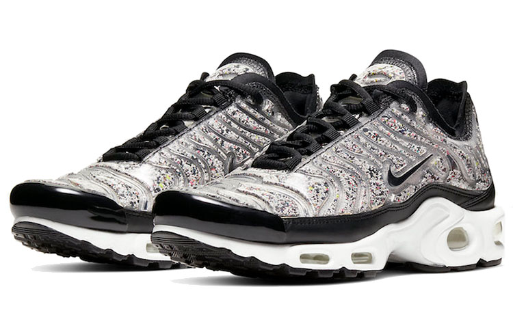 Lookbook (W) Nike Air Max Plus 'Guijarros' AR0970-001