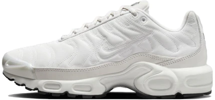 (Women) Nike Air Max Plus 'Platinum Tint' FZ4342-001 (Women) Nike Air Max Plus 'Platinum Tint' FZ4342-001