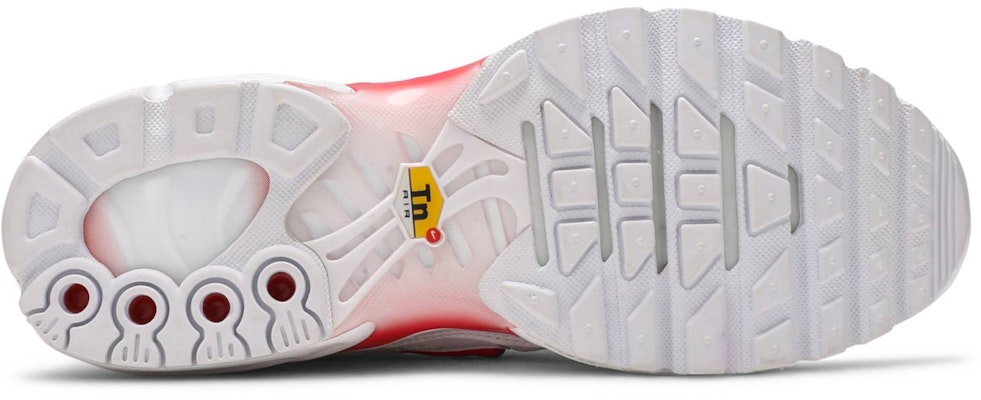 Nike Air Max Plus 低筒 跑步鞋 男女同款 紅白 Shop Nike Air Max Plus 低筒 跑步鞋 男女同款 紅白