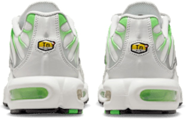 (Women) Nike Air Max Plus DZ3671-001 Details for (Women) Nike Air Max Plus DZ3671-001