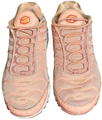 (Women) Nike Air Max Plus SE 'Coral Stardust' 862201-601 Lookbook (Women) Nike Air Max Plus SE 'Coral Stardust' 862201-601