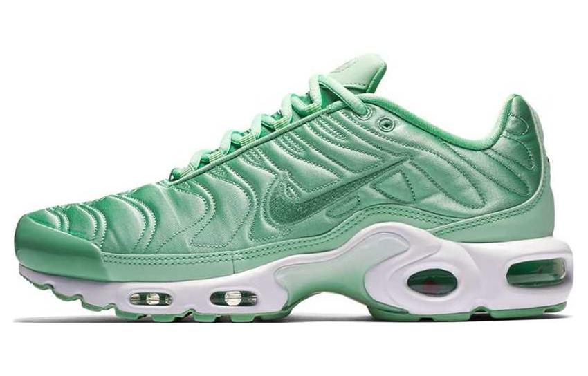 (Women) Nike Air Max Plus SE 'Enamel Green' 830768-331