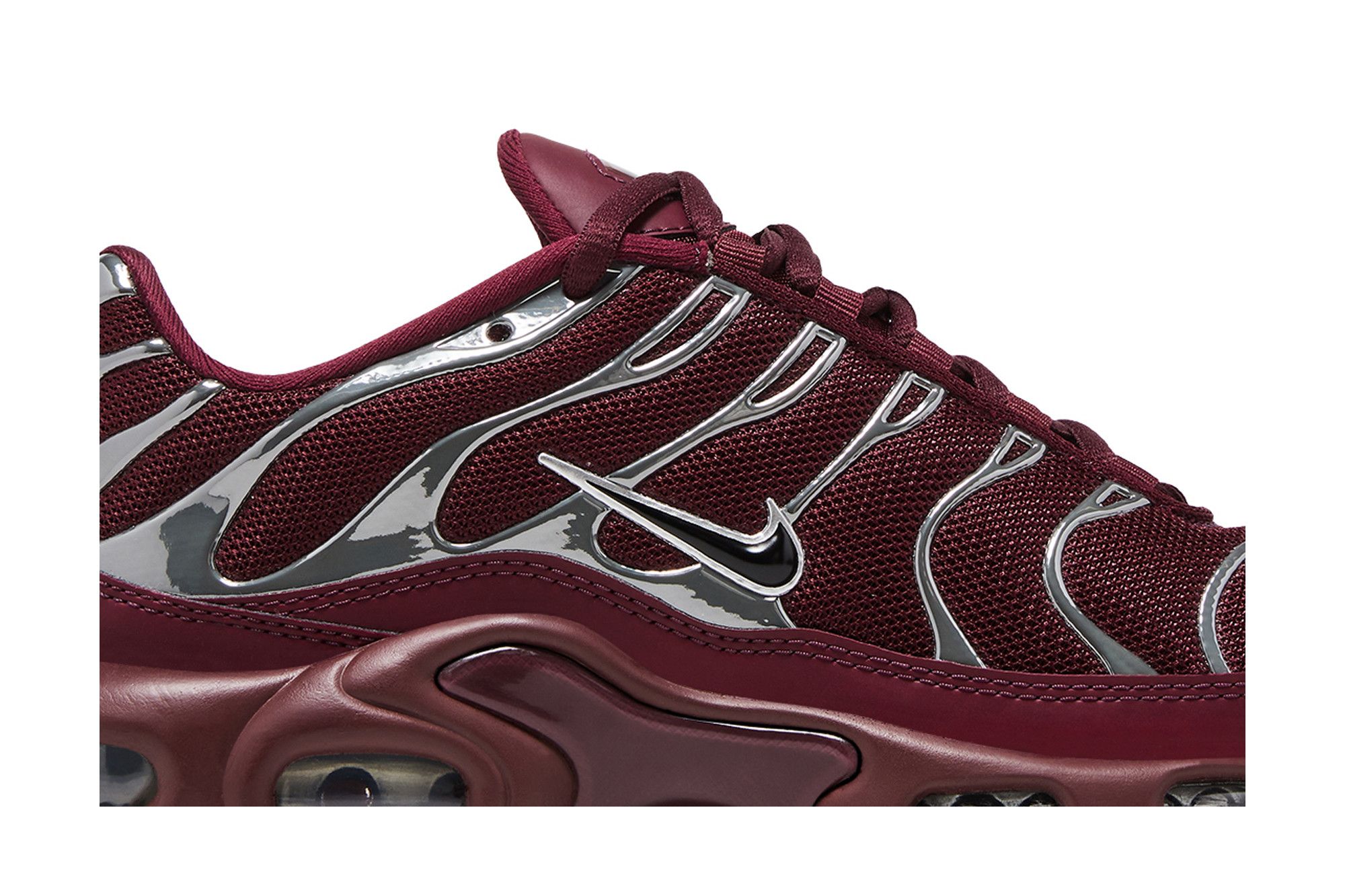 Lookbook (Women) Nike Air Max Plus SE 'Night Maroon Chrome Silver' HJ9743-600