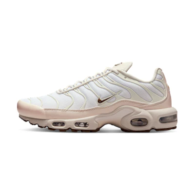 (W) Nike Air Max Plus SE Sneakers Light All Wood Brown/Metallic Silver/White/Cacao Wow