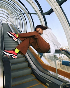 (W) Nike Air Max Portal 'Hitam Hot Punch' HF3053-006 1