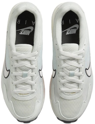 (W) Nike Air Max Solo 'Silver Pink Muda' FN0784-002 Lookbook (W) Nike Air Max Solo 'Silver Pink Muda' FN0784-002