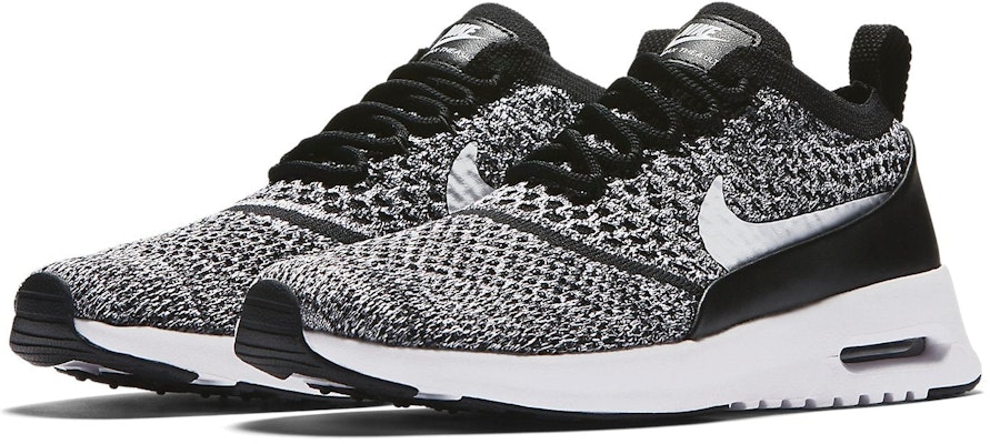 (Women) Nike Air Max Thea Ultra Flyknit 'Oreo' 881175-001 Lookbook (Women) Nike Air Max Thea Ultra Flyknit 'Oreo' 881175-001