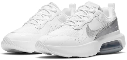 (W) Nike Air Max Verona 'Putih Perak Metalik' DD7110-100 Lookbook (W) Nike Air Max Verona 'Putih Perak Metalik' DD7110-100