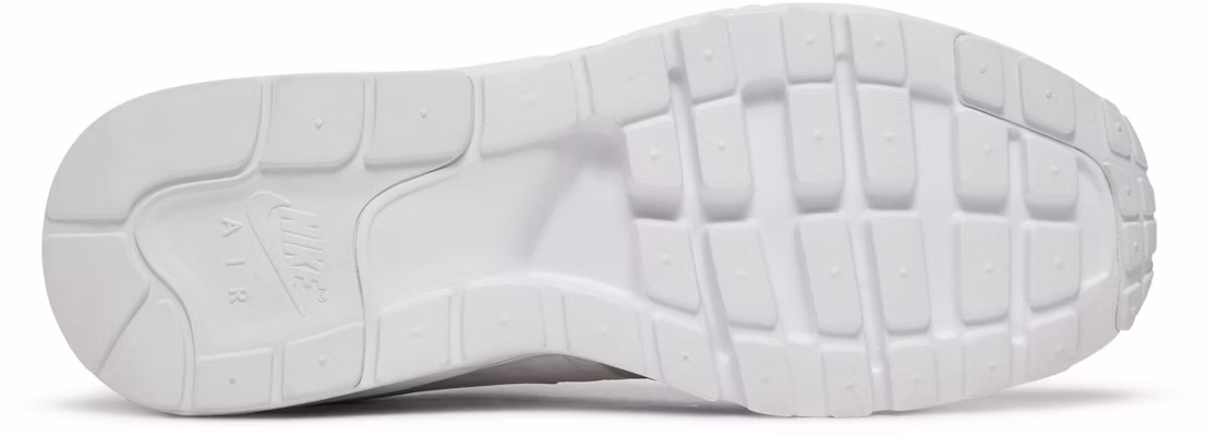 Nike Air Max Zero 耐磨透氣 低筒 跑步鞋 女款 白色 Shop Nike Air Max Zero 耐磨透氣 低筒 跑步鞋 女款 白色