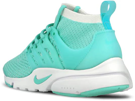 Shop Nike Air Presto Flyknit Ultra 運動休閒鞋 女款 綠色