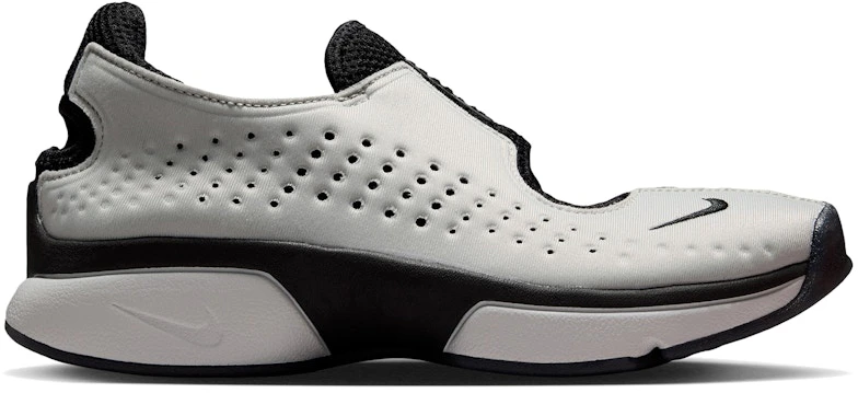women-nike-air-rift-2-black-metallic-silver-iq-8006-003