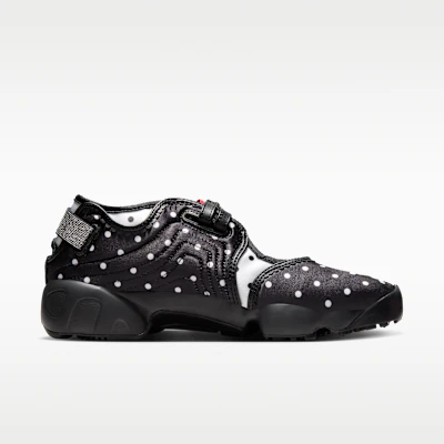 (W) Nike Air Rift Breathe 黑色/金屬銀色/全黑 配色 IW2344-001 Lookbook (W) Nike Air Rift Breathe 黑色/金屬銀色/全黑 配色 IW2344-001