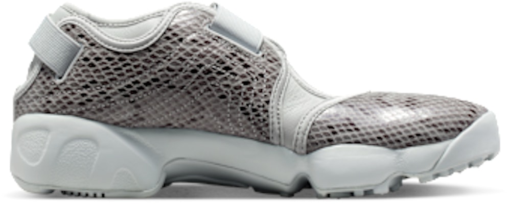 (W) 나이키 에어 리프트 포톤 더스트/블랙 IM5739-001 Lookbook (W) 나이키 에어 리프트 포톤 더스트/블랙 IM5739-001